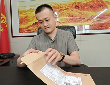 易視界品牌創(chuàng)始人陳奇先生榮獲世衛(wèi)組織特聘專家英國(guó)皇家醫(yī)學(xué)會(huì)院士雙重加冕